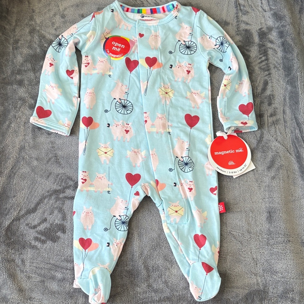 Magnetic Me Aqua Pig and Heart Print Footie